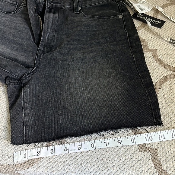 BLANKNYC Ludlow crop girlfriend long cut off short off gray - Picture 8 of 13